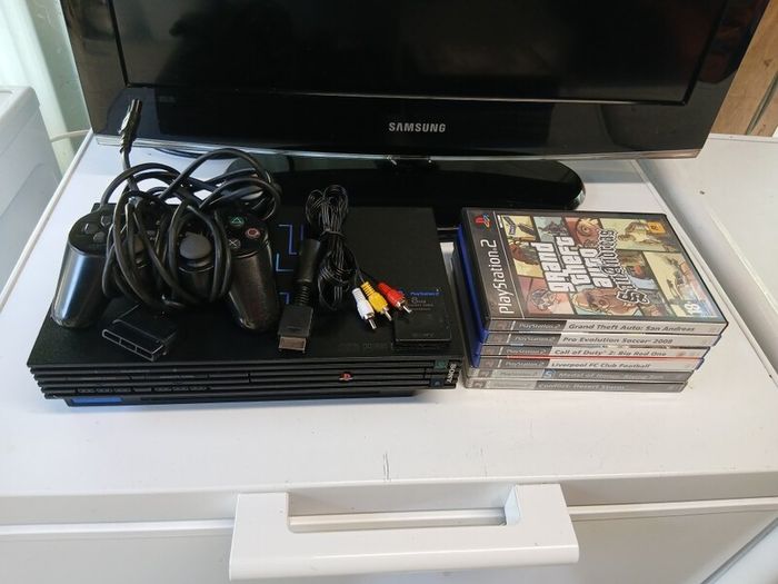 ps2 console + games