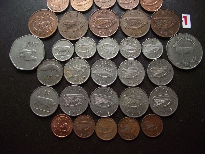 Lot of 41 Irish coins (1971-2000)