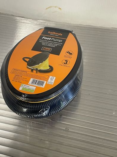 Halfords foot pump