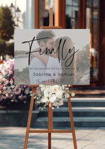 Welcome wedding sign with your photo