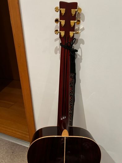 Yamaha LS-TA TransAcoustic Guitar - Excellent Condition