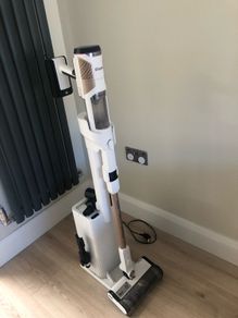 Shark Detect Pro vacuum cleaner