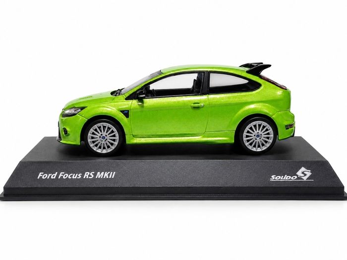 Ford Focus RS MKII  1 43 Scale