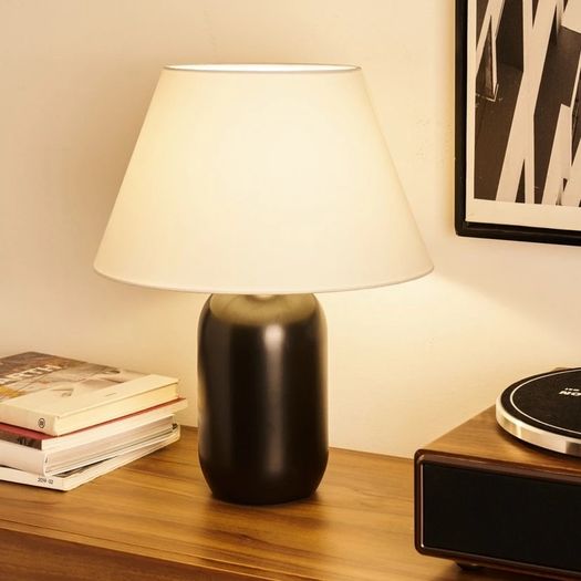 Gorgeous table lamp. Brand new, unopened