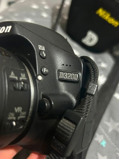 .Nikon D3200 DSLR Camera Kit with 18-55mm VR Lens