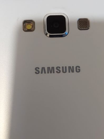 Samsung Galaxy A3 Mobile Phone, Model SM-A300FU, 16GB, Vodafone network, in excellent condition