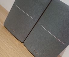 Edifer R1280T speakers