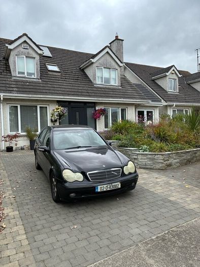 Mercedes C180