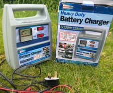 Heavy Duty Battery Charger NEW