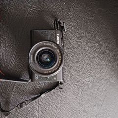 Canon M200 with Accessories