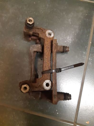 mr2 sw20 rev 1/2 front cailper carrier