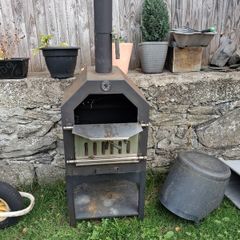 barbecue smoker