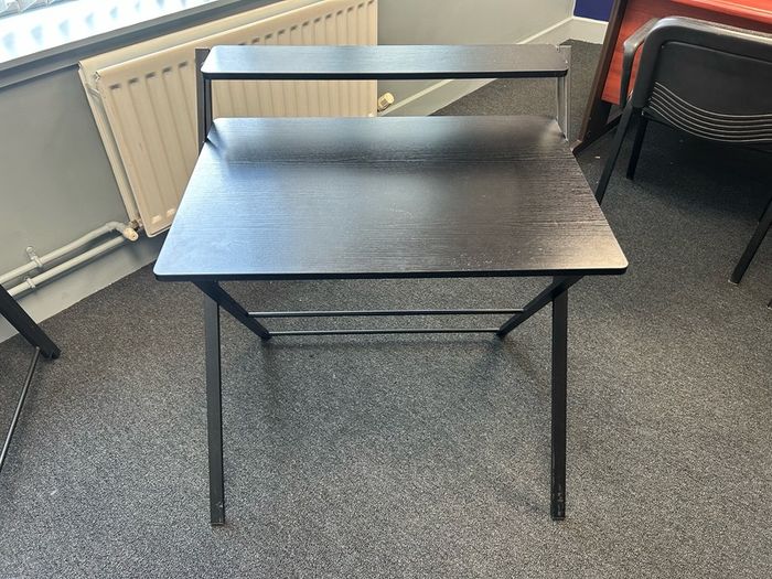Black foldable desk x 1