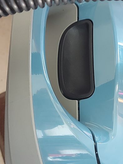 Miele Vacuum Cleaner, Model. STAFO, Type HS14, in excellent condition, works great with 4 Powerful suction settings