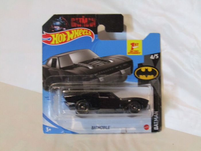 Hot Wheels First Appearance Batman Batmobile 1st Appearance Diecast Car Brand New Sealed
