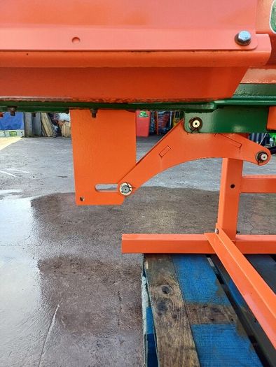 25 Ton Tractor Log Splitter