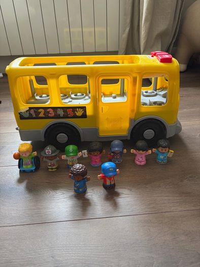Fisher-Price Little People Toy Big Yellow School Bus