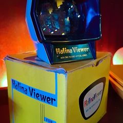 Vintage/retro Halina photo slide viewer