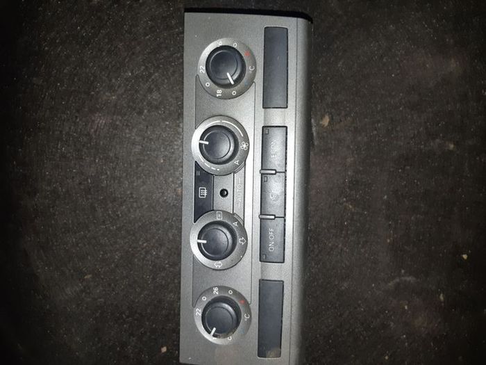 Audi A6 C6 4F RHD A/C Climate Control Unit 4F2820043F
