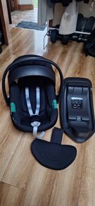 Cybex Aton B2 i-Size Car Seat + Base One