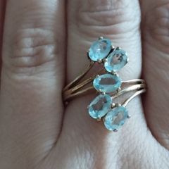 925 Sterling Silver Ring with Blue Topaz.