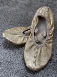 Gold ballet dancing shoes  size 29