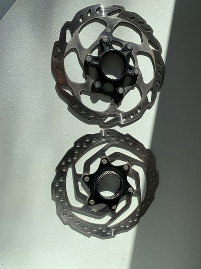 Pair Shimano 160mm centre lock rotors / discs
