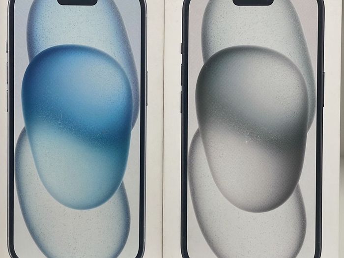 iphone 15,128GB (IRISH STOCK) Brand New Sealed Free phone cover and screen Protector Unlocked .