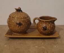 Vintage bumblebee glazed ceramic set