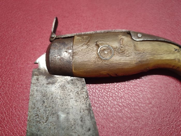 Antique Spanish Navaja