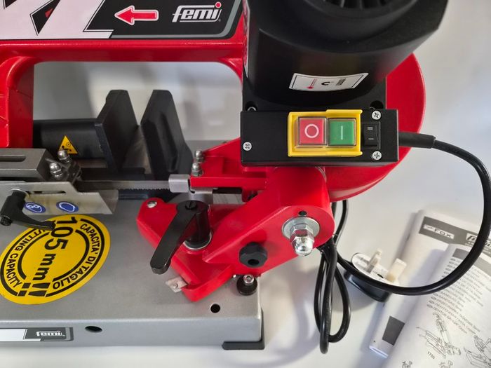 Femi 780XL Portable Metal Bandsaw