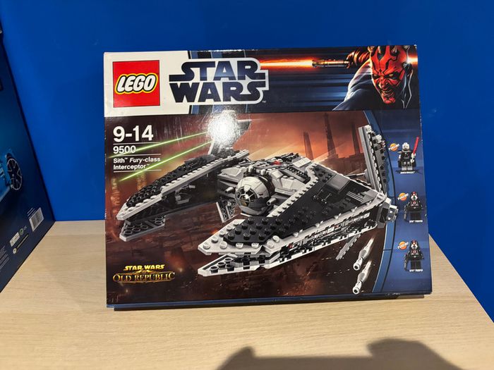 Lego Star Wars - Set 9500 Sith Fury-class Interceptor - Sealed Bags