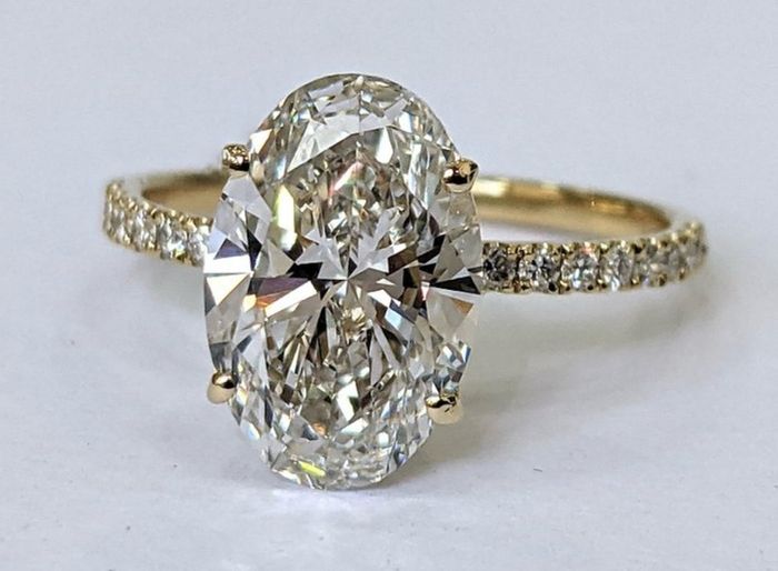 3.28ct. Diamond Engagement Ring with IGI Certificate
