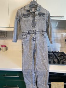 Girls jumpsuit age 9-10