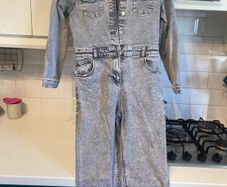 Girls jumpsuit age 9-10