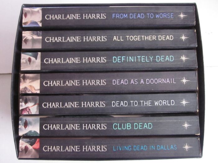 Charlaine Harris Trueblood BooksX7