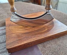 Jamie Oliver Mezzaluna and Acacia Wood Board