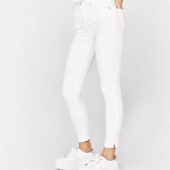 White Super Skinny fit jeans by Esmara size UK14 EU40/42 Postage included
