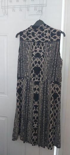 Ladies dress