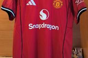 Man United home jerseys season 25/26