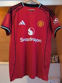 Man United home jerseys season 25/26