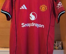 Man United home jerseys season 25/26