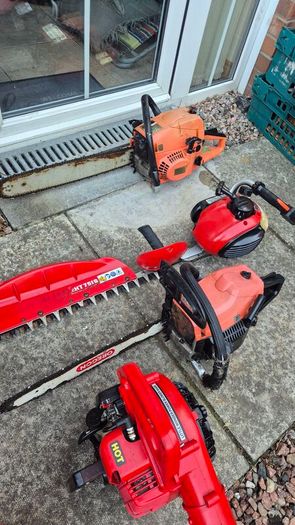 petrol chainsaw leaf blower concrete saw hedge clipper
