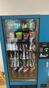 Automatic Products Vending Machine for Sale