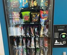 Automatic Products Vending Machine for Sale