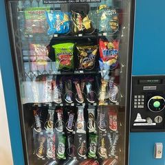 Automatic Products Vending Machine for Sale