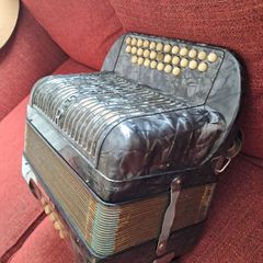 Hohner Club Button Accordian