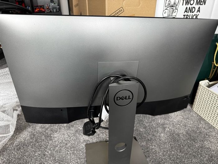 Dell UltraSharp U2719D 27 QHD Monitor