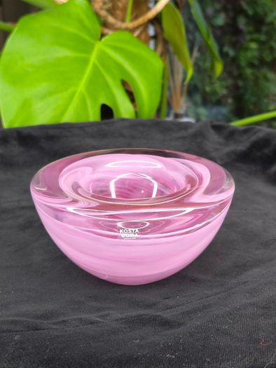 Kosta Boda Swedish Pink Glass Swirl Bowl Tealight Holder Signed