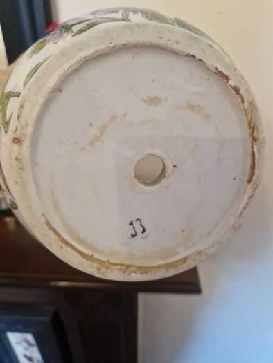 oriental pot